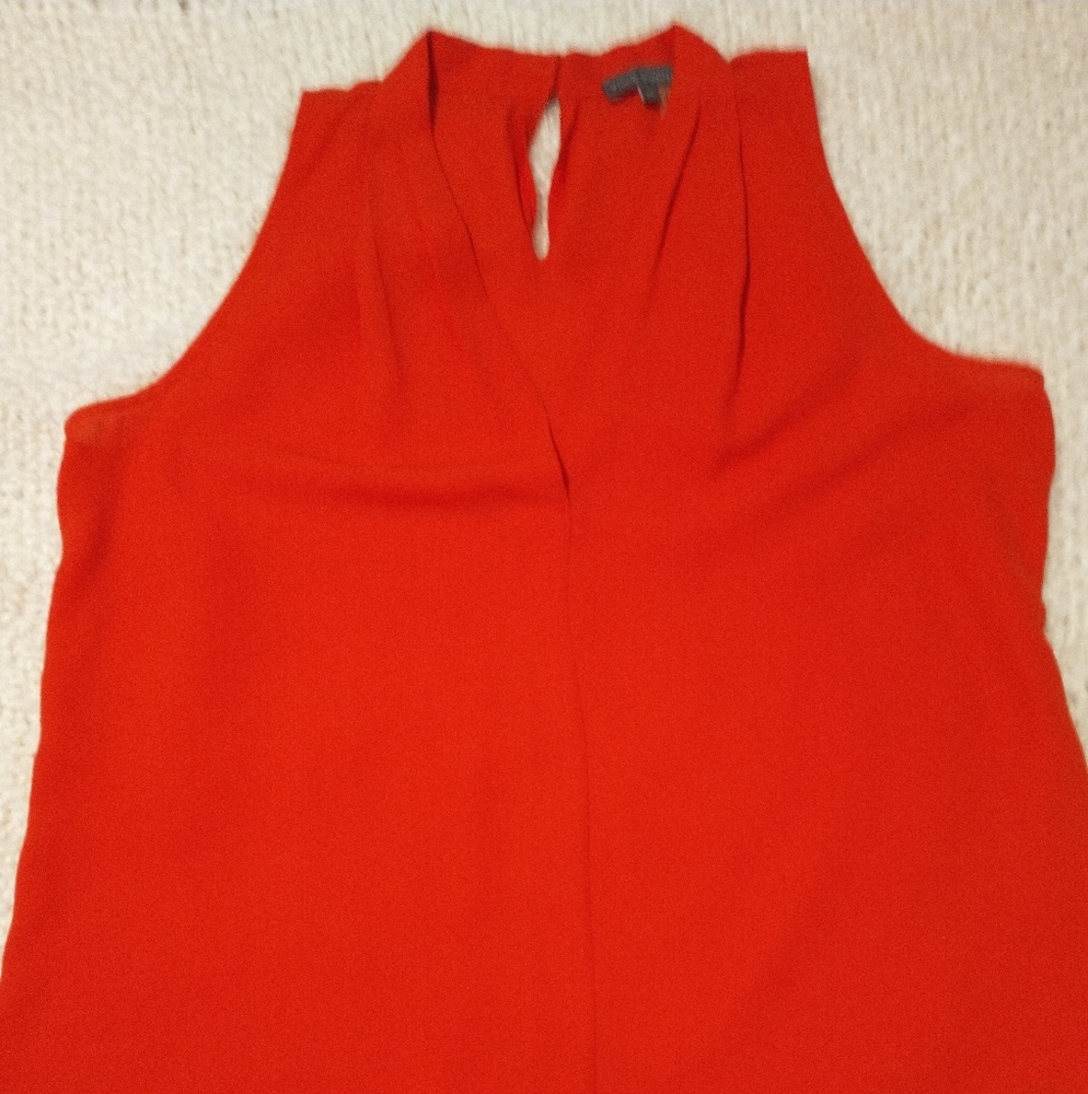 Vince Camuto V-Neck Sleeveless